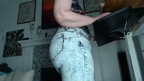 AuroraWillows webcam model stream image