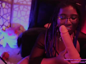 succubus_rosemilk webcam model stream image