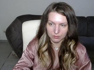 Rebekah Clarke webcam flirt4free model stream image