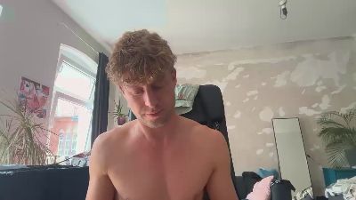 Heikhoe69 webcam model stream image