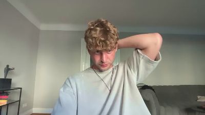 Heikhoe69 webcam model stream image