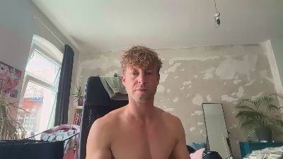 Heikhoe69 webcam model stream image