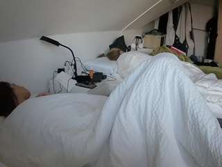 voyeurcam-julmodels-bed-4 webcam model stream image