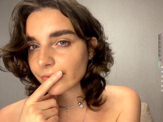 Elisa Valenti webcam model stream image