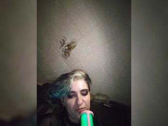 CrazySquirtSiren webcam bongacams model stream image