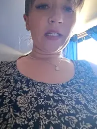 tata_sanz_ webcam model stream image