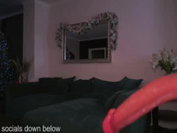 karolinedeep_love webcam model stream image