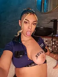 Ambre_La_nebulleuse webcam model stream image