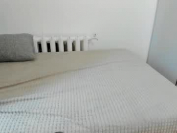 feralglow webcam model stream image