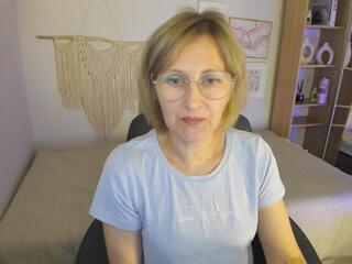 Paris Beautiful webcam model stream image