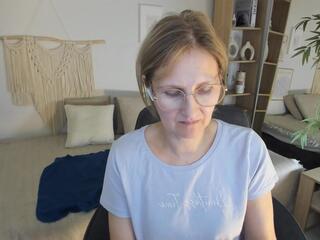 Paris Beautiful webcam model stream image