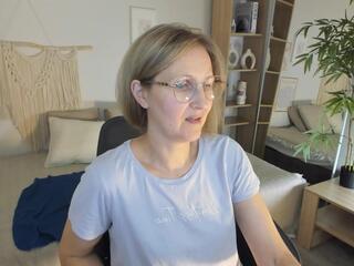 Paris Beautiful webcam model stream image