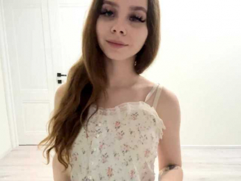Lil-RO-XO webcam model stream image