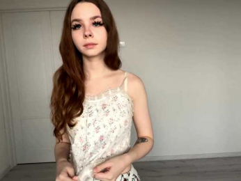 Lil-RO-XO webcam model stream image