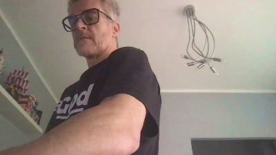 Axl_hot webcam cam4 model stream image