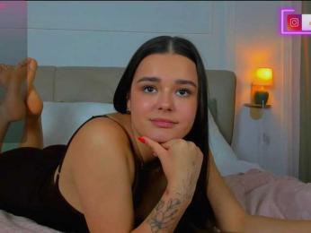 EvaRaider webcam model stream image