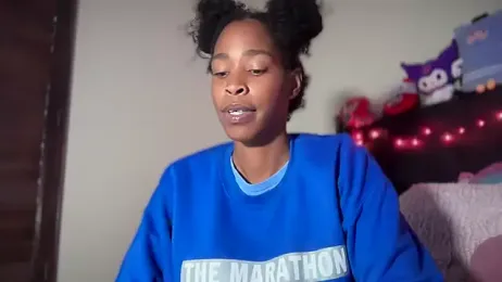 Cum2Charm webcam model stream image