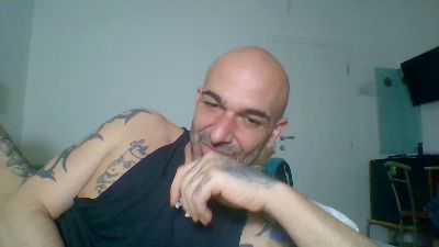 ilciuciu20 webcam cam4 model stream image