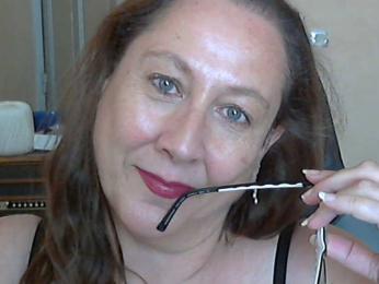 MyriamLevieux webcam preview
