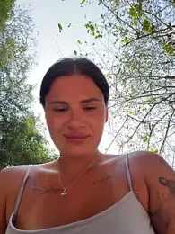 MiraReach webcam model stream image