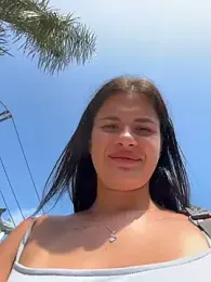 MiraReach webcam model stream image