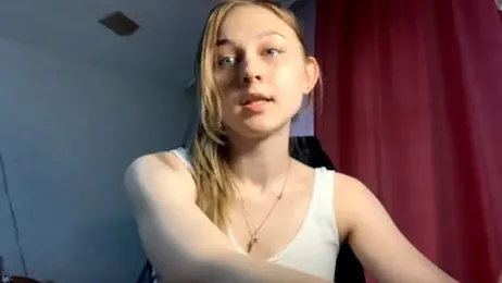 Smoke_mama webcam model stream image