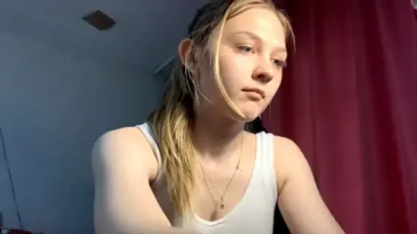 Smoke_mama webcam model stream image