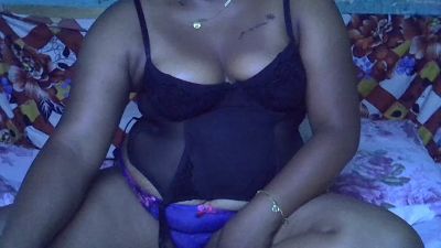 Hanipleasure001 webcam model stream image