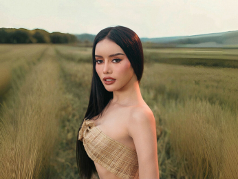 SeraphinaHeather webcam model stream image