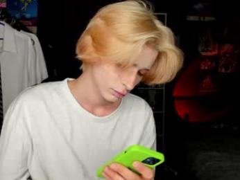 sweet_peach__ webcam model stream image