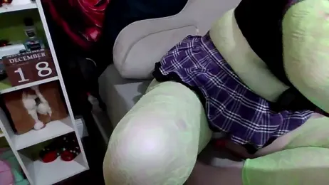 AverageRose webcam stripchat model stream image