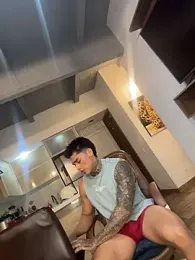 Dominiofit webcam model stream image