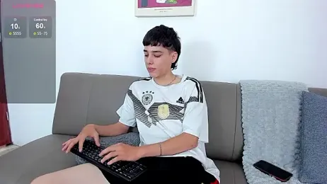 oblivion_deku webcam model stream image