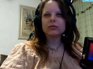 maisiegrate webcam model stream image