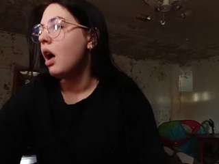 kristansuwannakintho webcam model stream image
