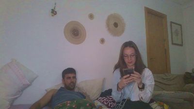 Quenomirees webcam model stream image