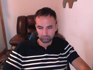 Leo Gianni webcam model stream image