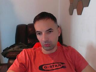 Leo Gianni webcam model stream image