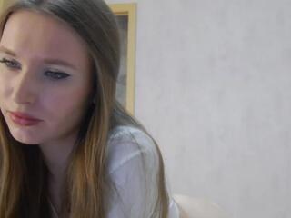 Malika Breen webcam model stream image