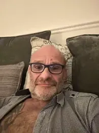 Shyboy817 webcam model stream image