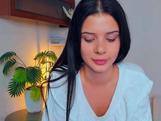 juleemaedche webcam model stream image