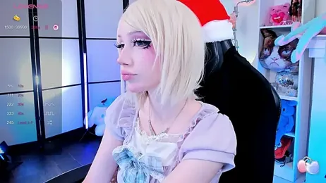 MilkyCute webcam model stream image