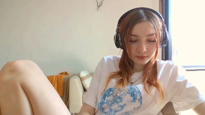 AnnellePinke webcam model stream image