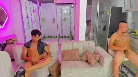 Houseofwarrios webcam model stream image