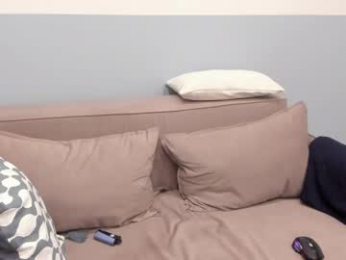 your_shy_guy webcam model stream image