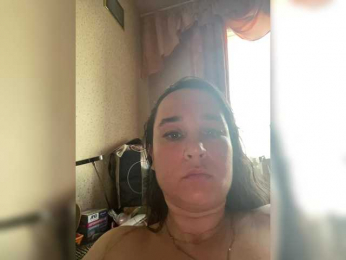 SaliiOnli webcam model stream image