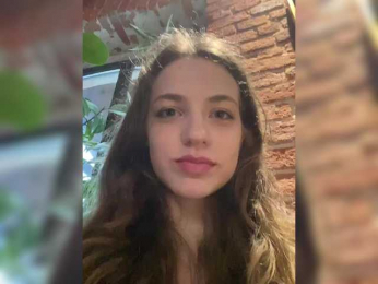 SarahShy webcam model stream image
