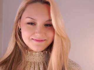 marquitablish webcam model stream image