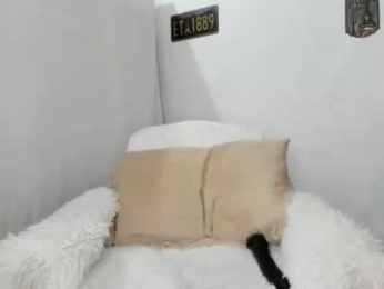 kitty_kellytsx webcam model stream image