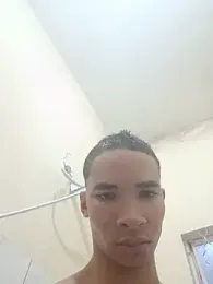 Yuripauzao20cm webcam model stream image
